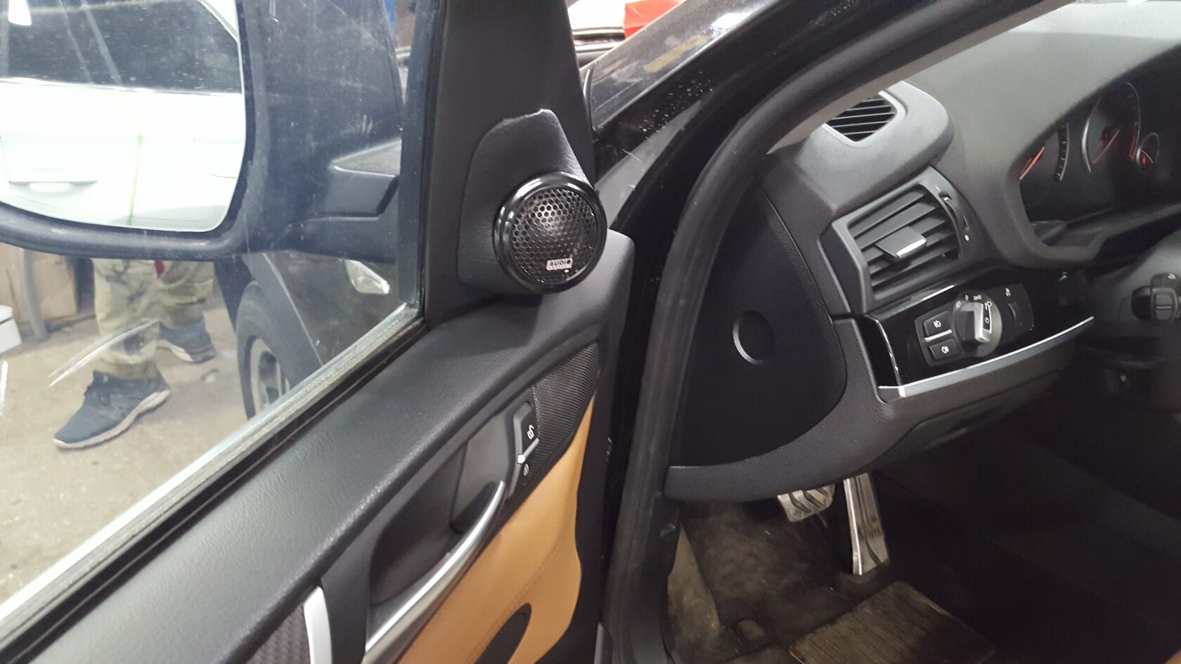 установка автозвука bmw x4 f26