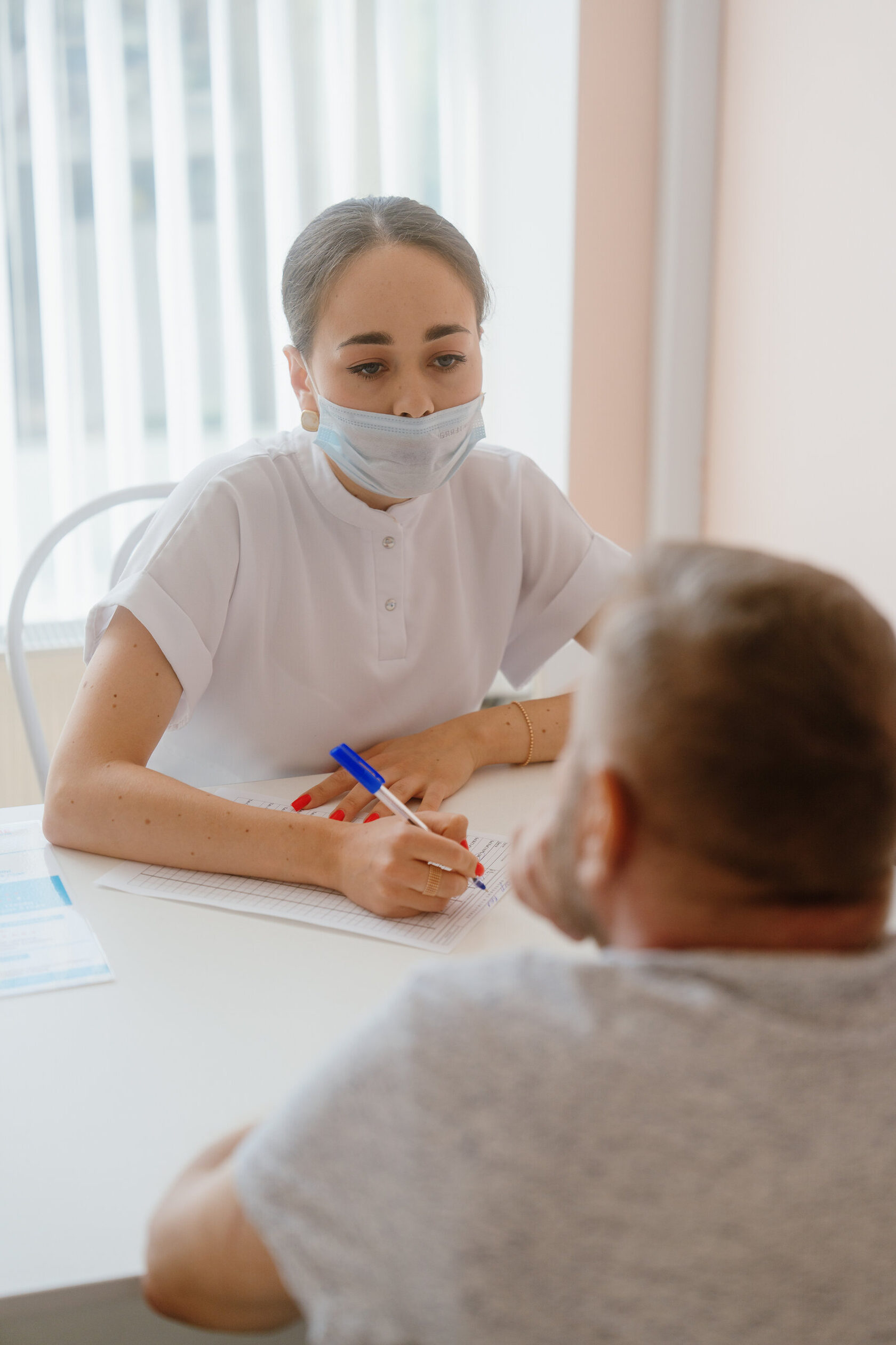 Лечение от алкоголизма в России: Излечение через поддержание здоровья и поддержание семьи