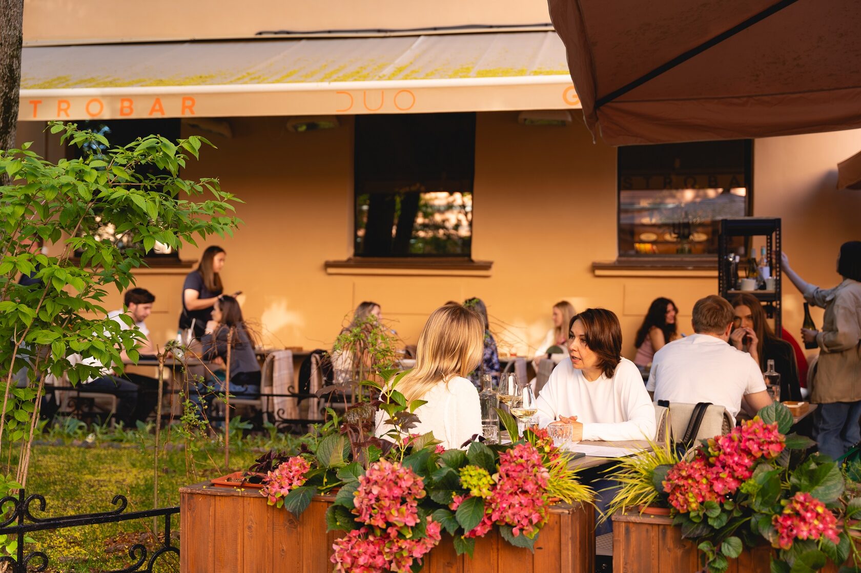 Duo Gastrobar — Свет и детали пространства.