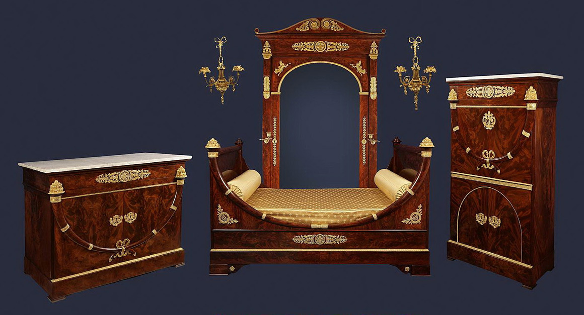 Мебельный гарнитур эпохи Директории