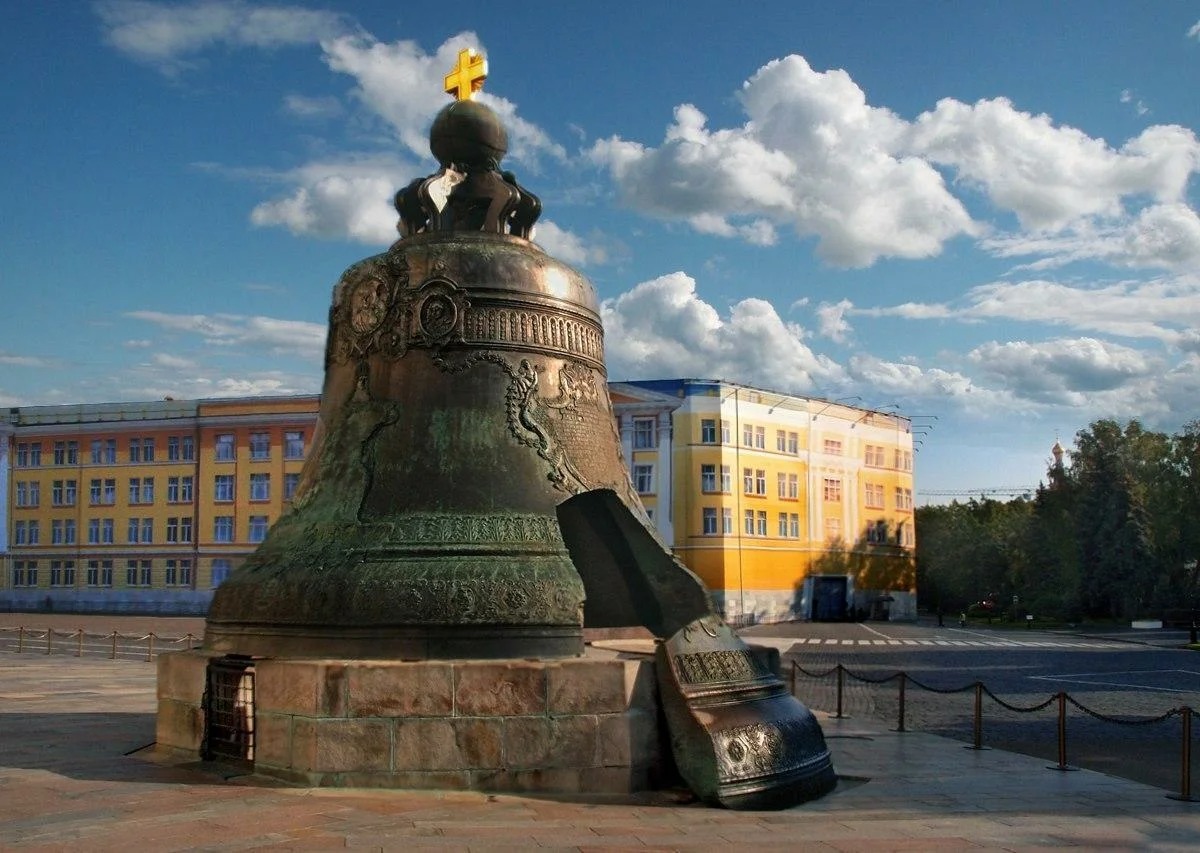 Памятник москвы кремль