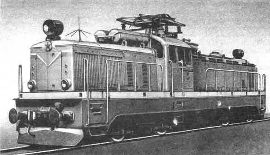 Маневровый электровоз ЭТГ внешний вид
