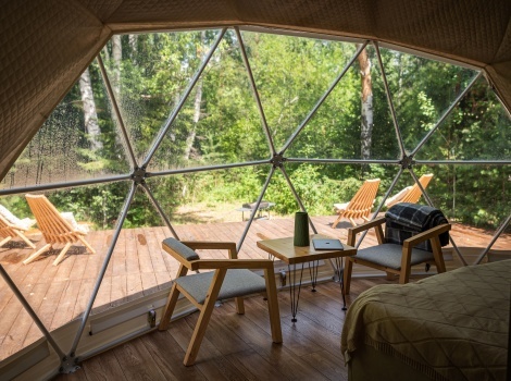 фото нанесения макияжа на лицо девушки 