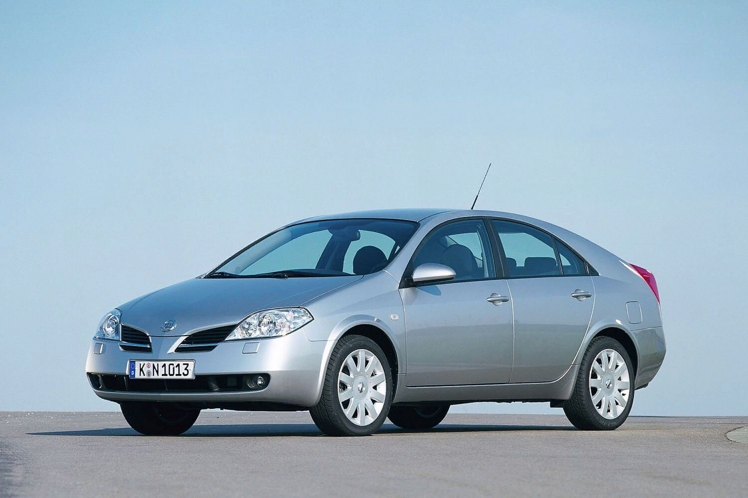 Премьера п 12. Nissan primera p12 седан. Nissan primera p12 хэтчбек. Nissan primera p12 Hatchback. Nissan primera Liftback p12.