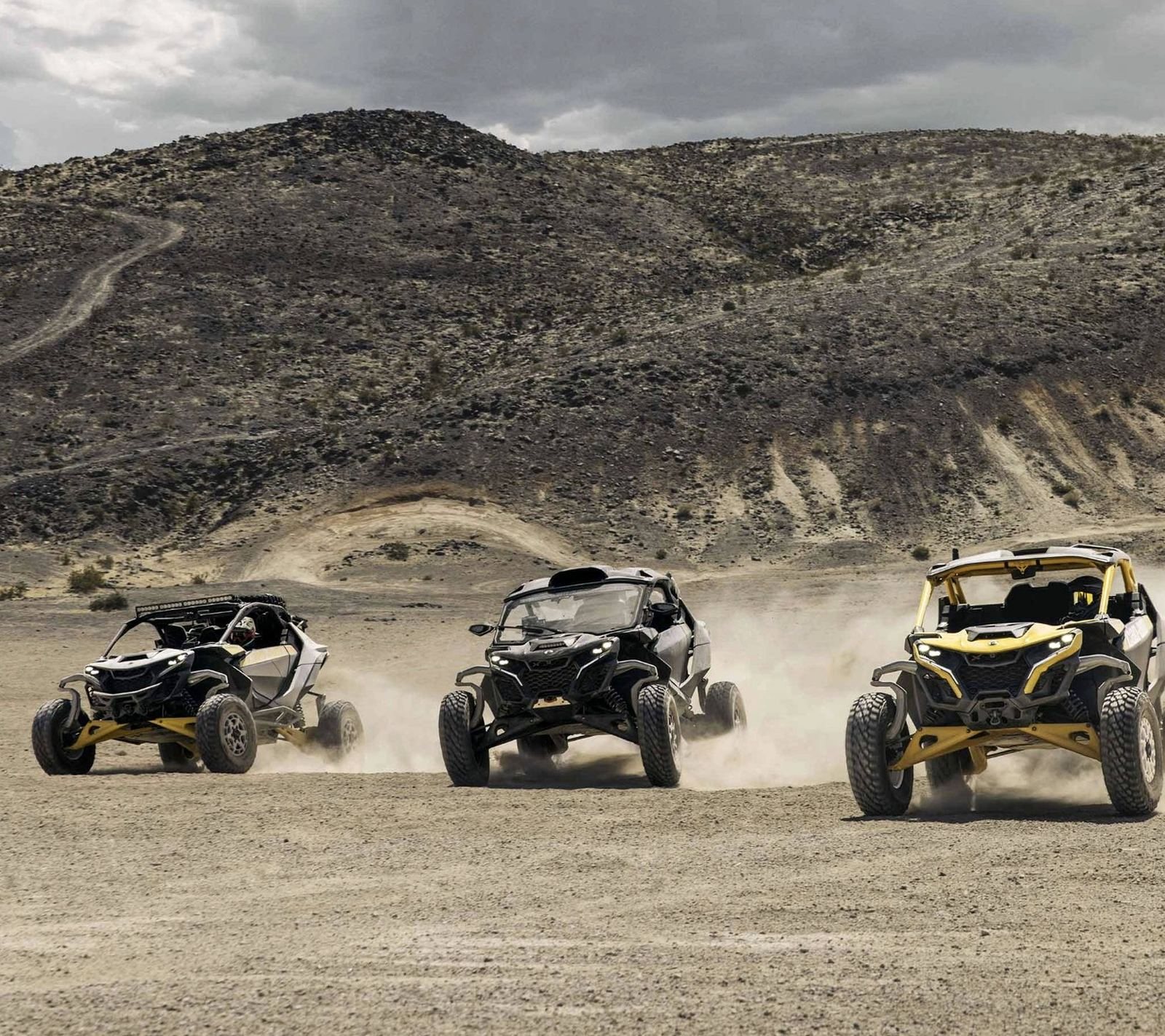 Багги Can-Am Maverick на маршруте