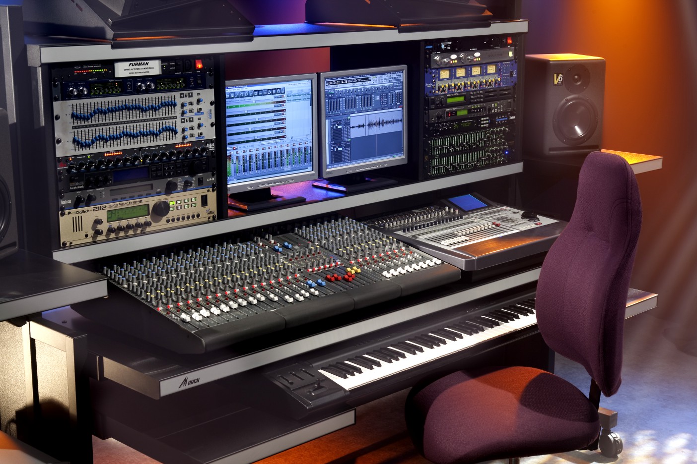 Включи музыкальную станцию. Студия звукозаписи FL Studio. Музыкальное оборудование. Музыкальная аппаратура. Студийное оборудование для звукозаписи.