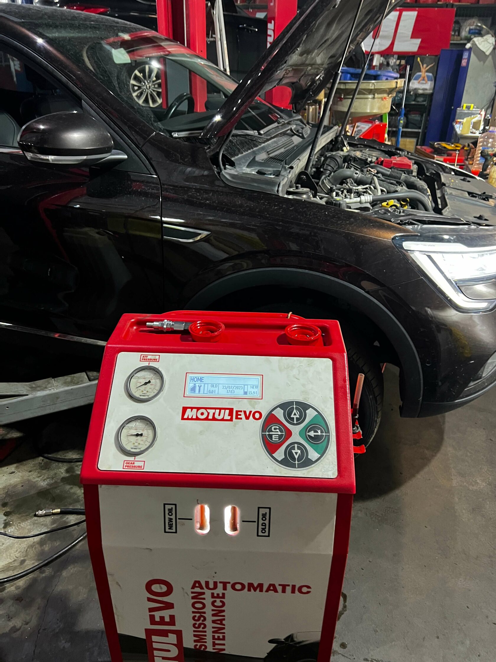 Проверка давления и состояния масла в вариаторе