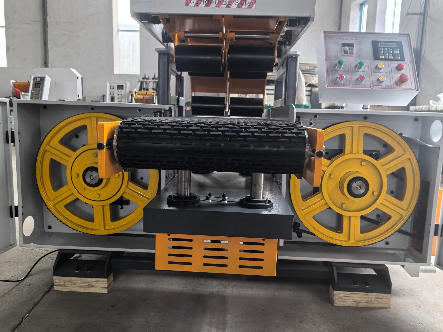 Чугунные литые шкивы ленточного делителя PLANEX HP 400 E