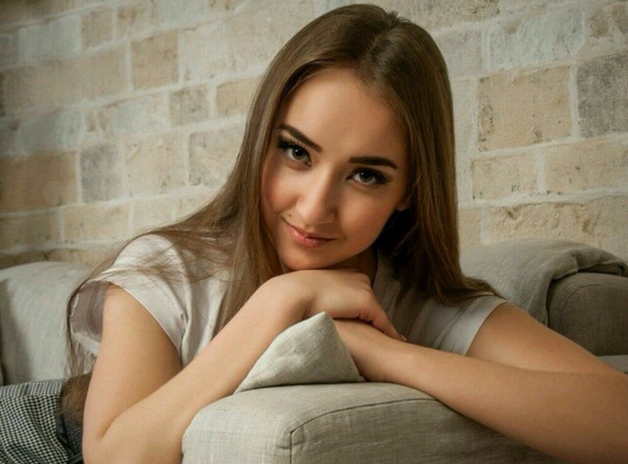 Домашняя девушка дня. Домашняя девушка дня