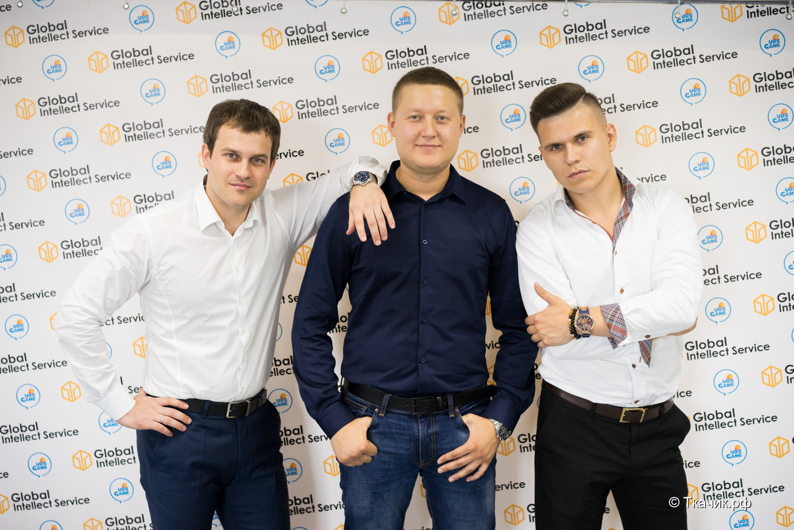 Global service ул. Глобал сервис казань. Журналистов 107. Бествей автосервис. Vag service книжка.