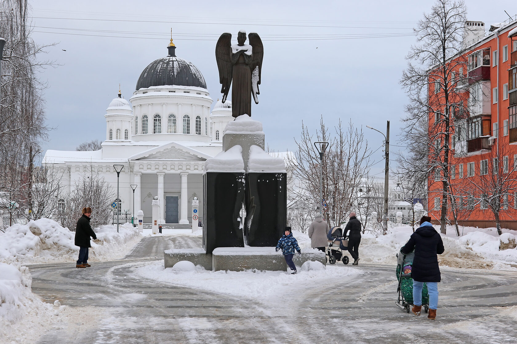 Почему нижний новгород