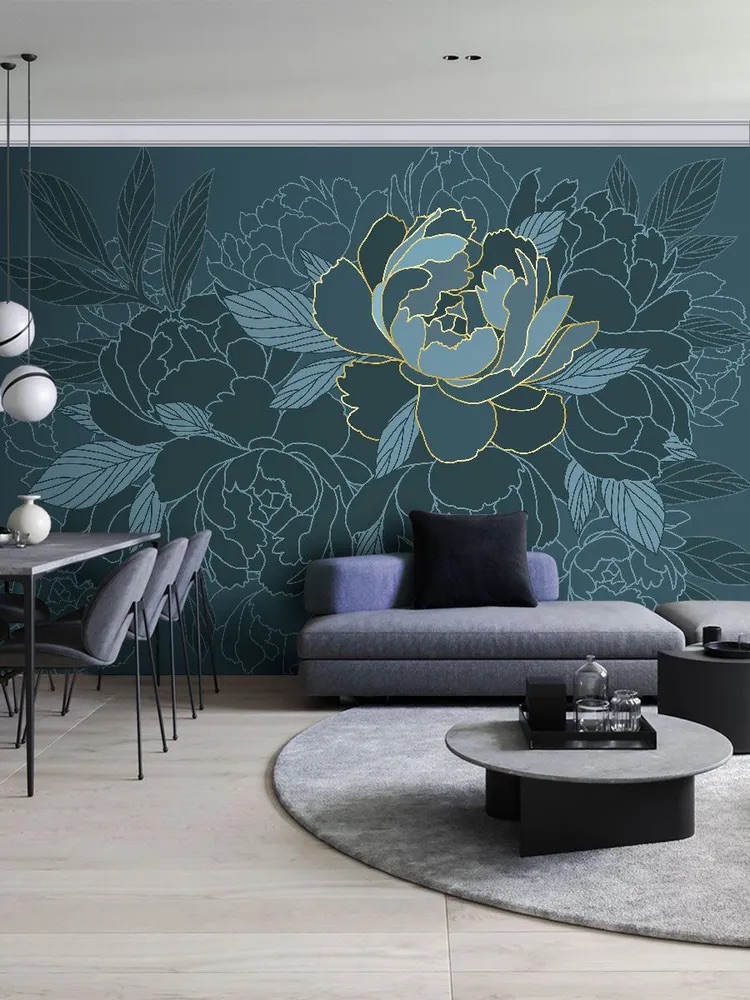 Тёмные обои с пионами в интерьере, ширина 4 метра