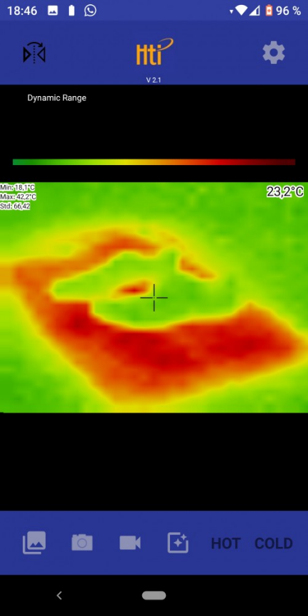 Скрин экрана мобильного телефона с тепловизионной схемой возникновения пожара
