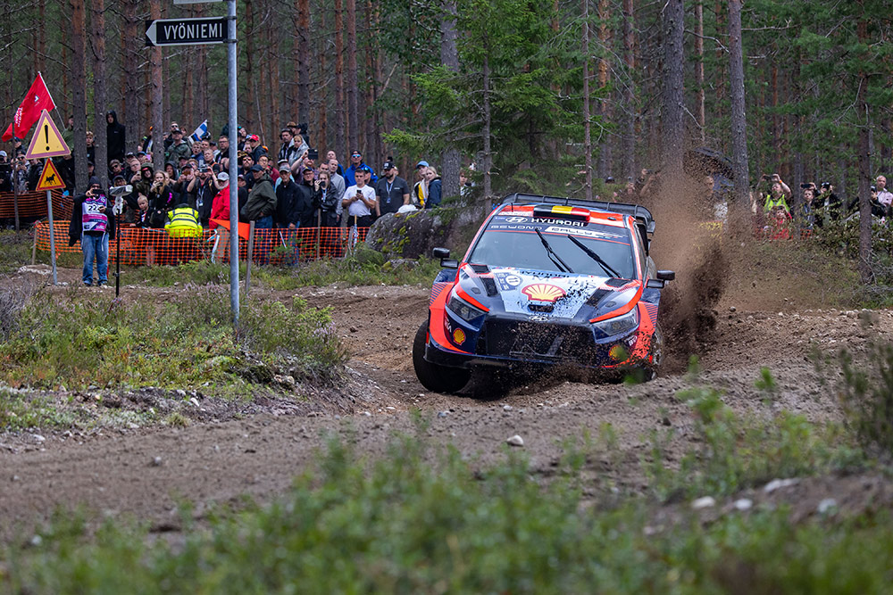 Тьерри Невилль и Мартейн Видаге, Hyundai i20 N Rally1, ралли Финляндия 2023/Фото: Hyundai Motorsport