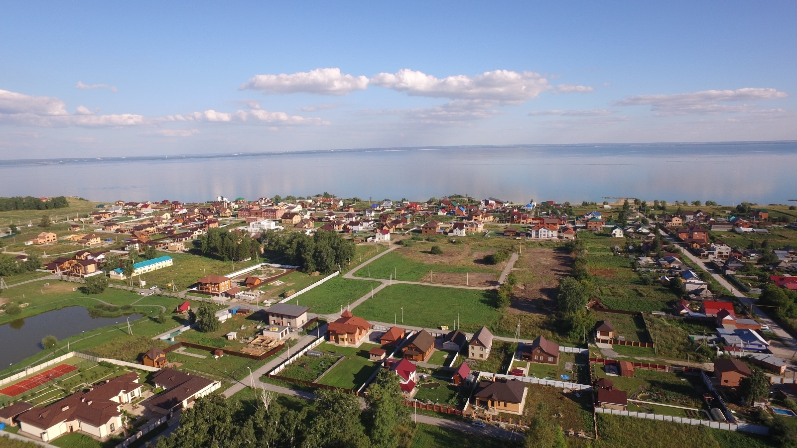 Поселок ленинский новосибирский. Поселок классика Новосибирск. Ленинское село Новосибирск. Классика коттеджный поселок Новосибирск. Классика Ленинское НСО.