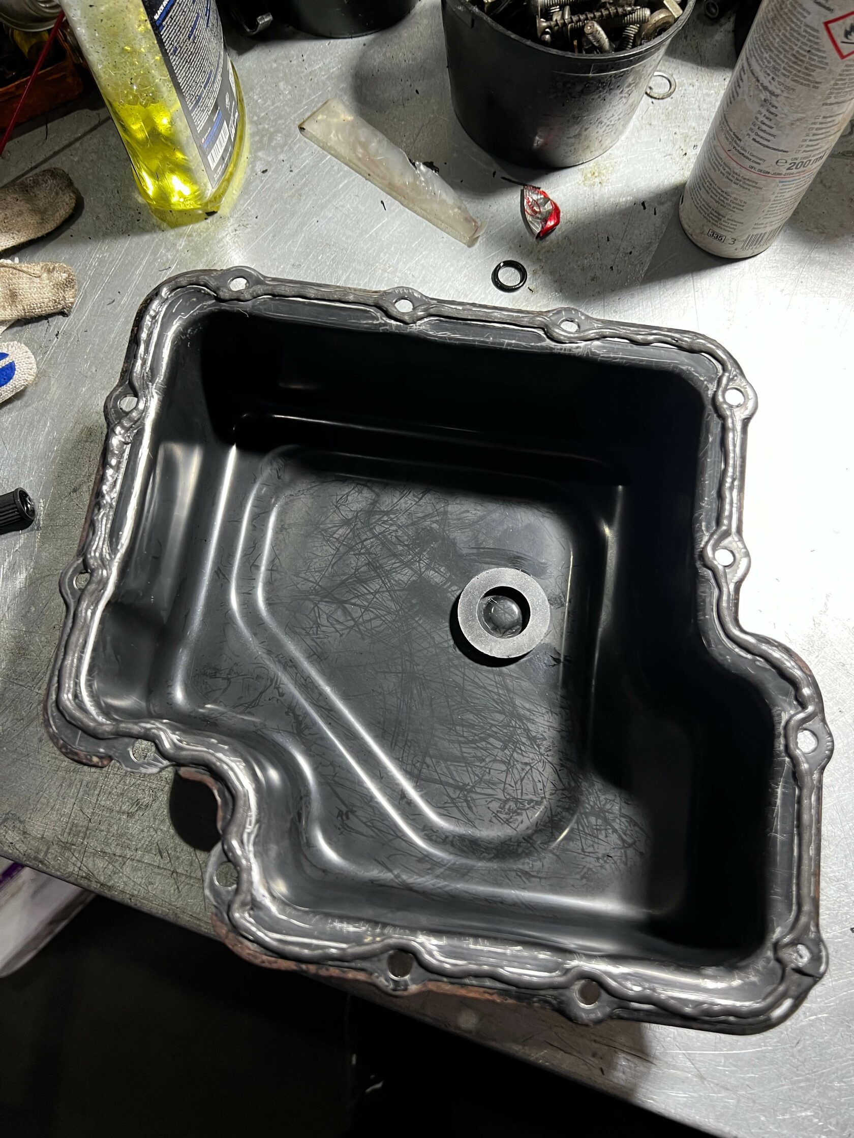 Герметик и чистый поддон АКПП