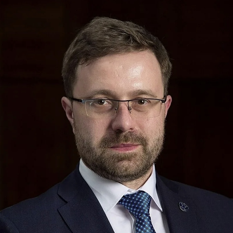 Фомин-Нилов Денис Валерьевич