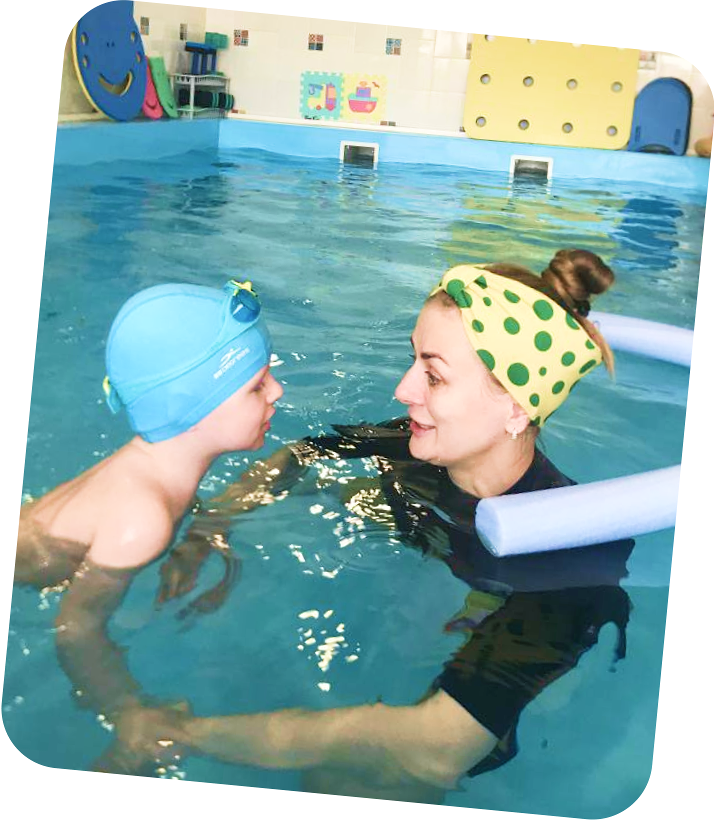Alice & Bimbie - детская аквастудия грудничкового и раннего плавания