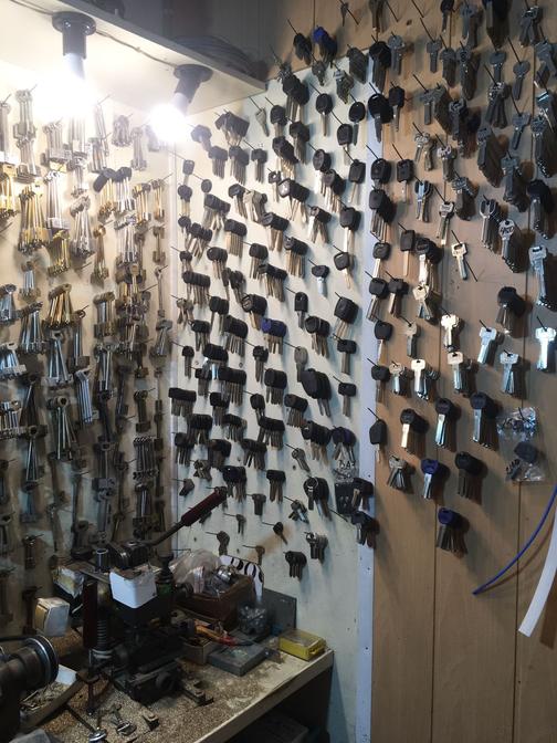 Вскрытие замков Судак - срочно вскрыть замок без повреждений