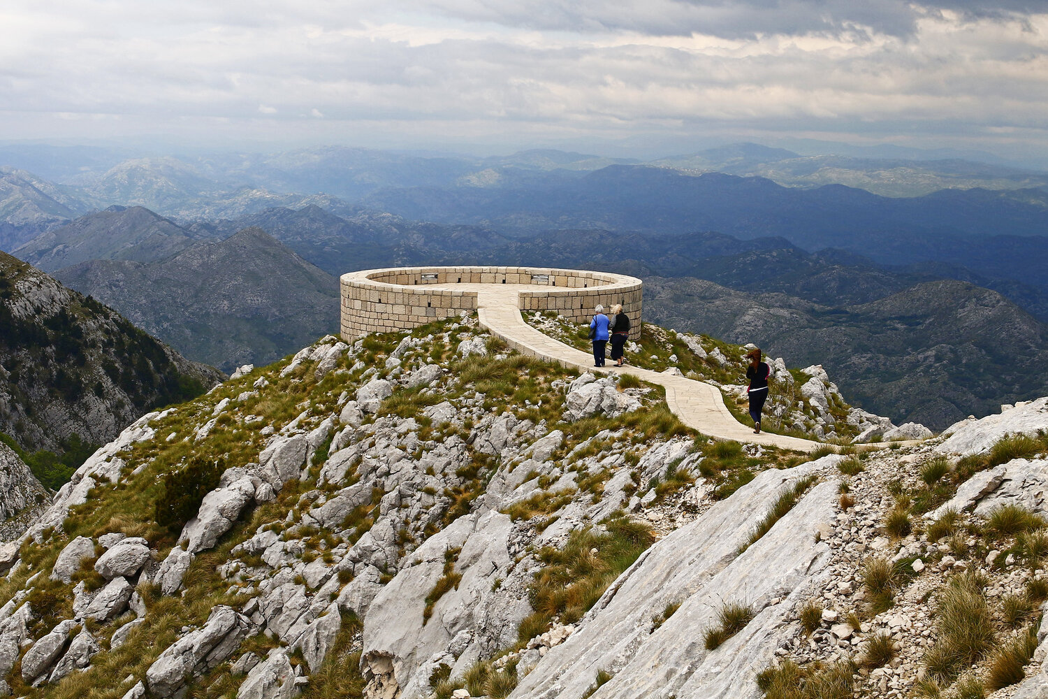 Travel-guide-to-the-njegoš-mausoleum-in-montenegro