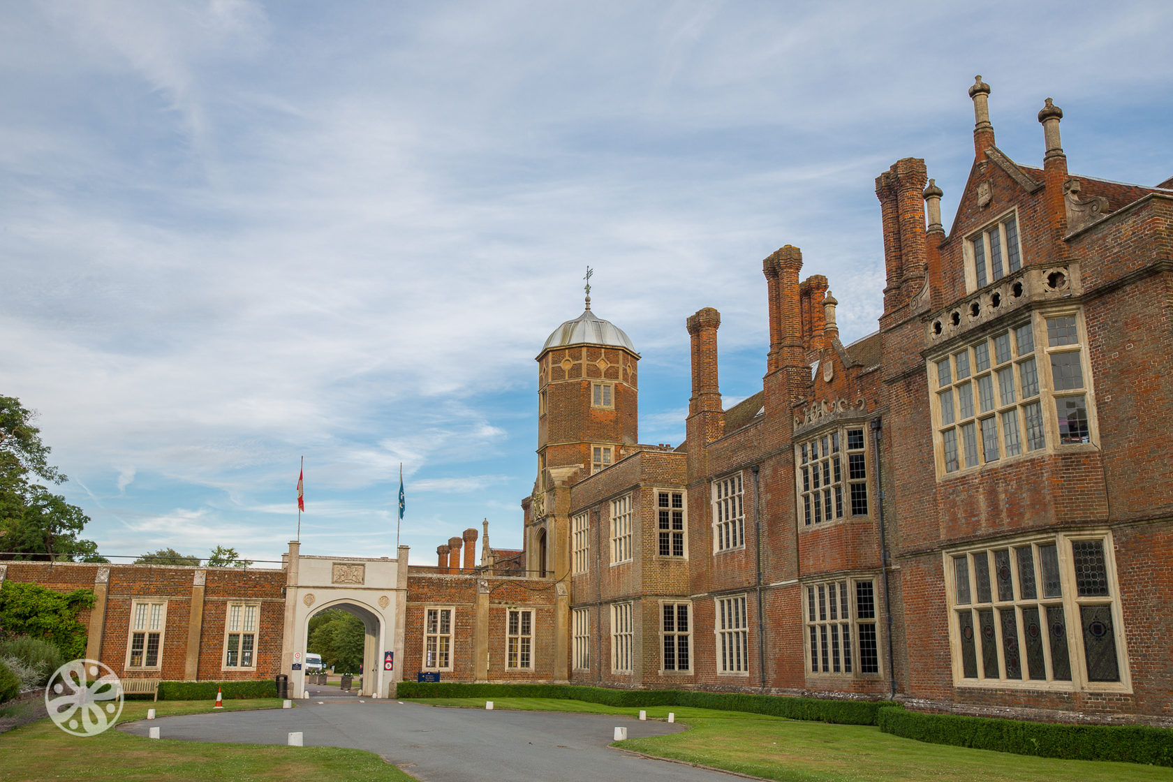 Престижная частная школа. Школа Пансион в Англии. Kingswood School Англия. Великобритания Кобхэм. Тетфорд школа в Англии.