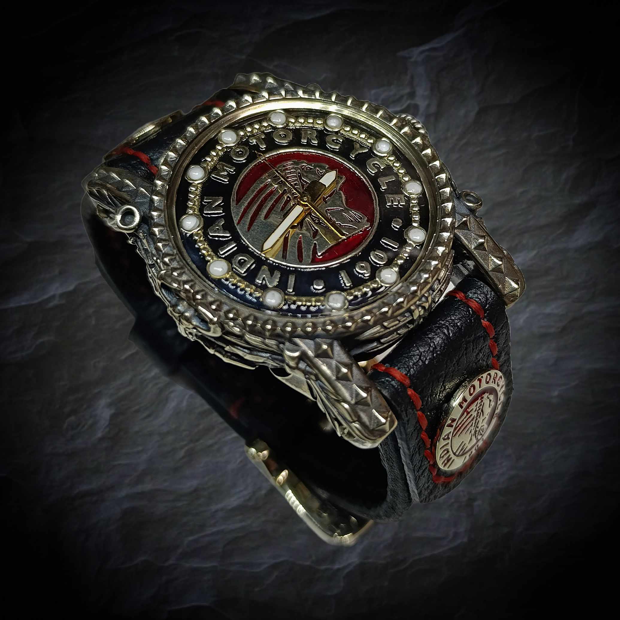 Моточасы, часы для байкера, байкерские часы, Indian