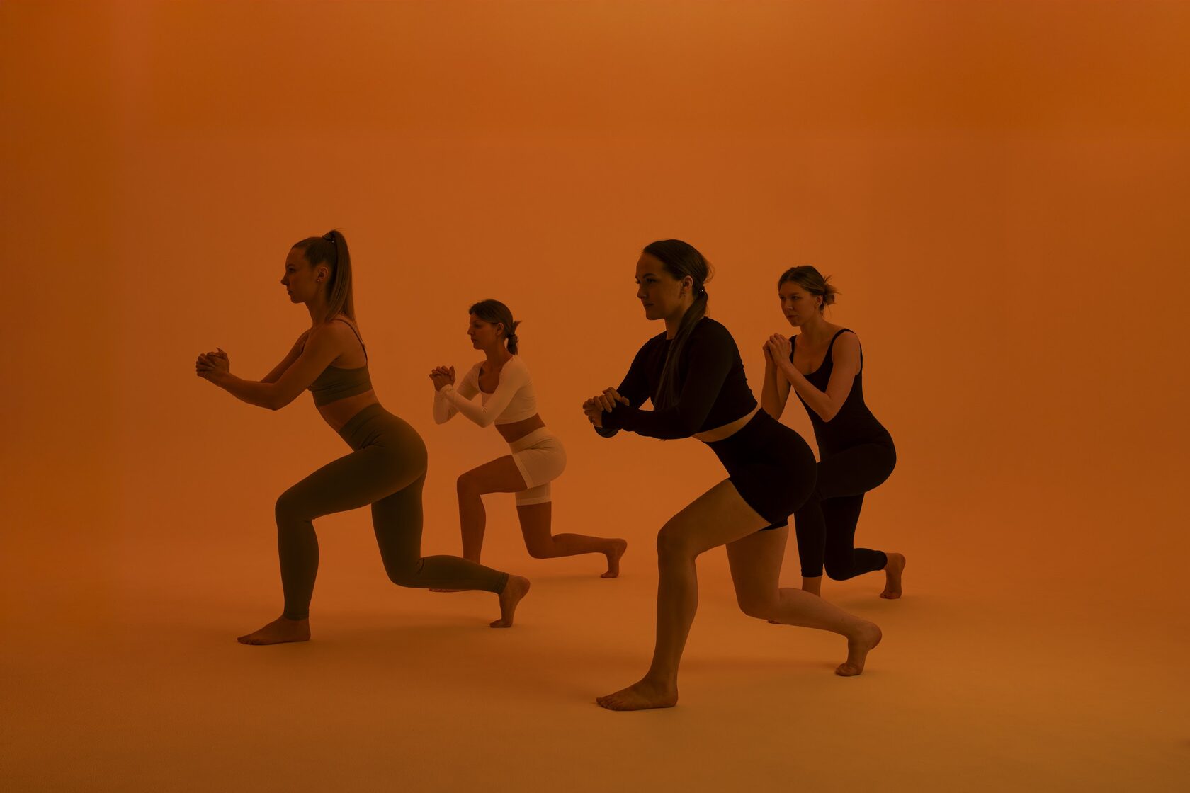 Горячая йога для начинающих СПБ