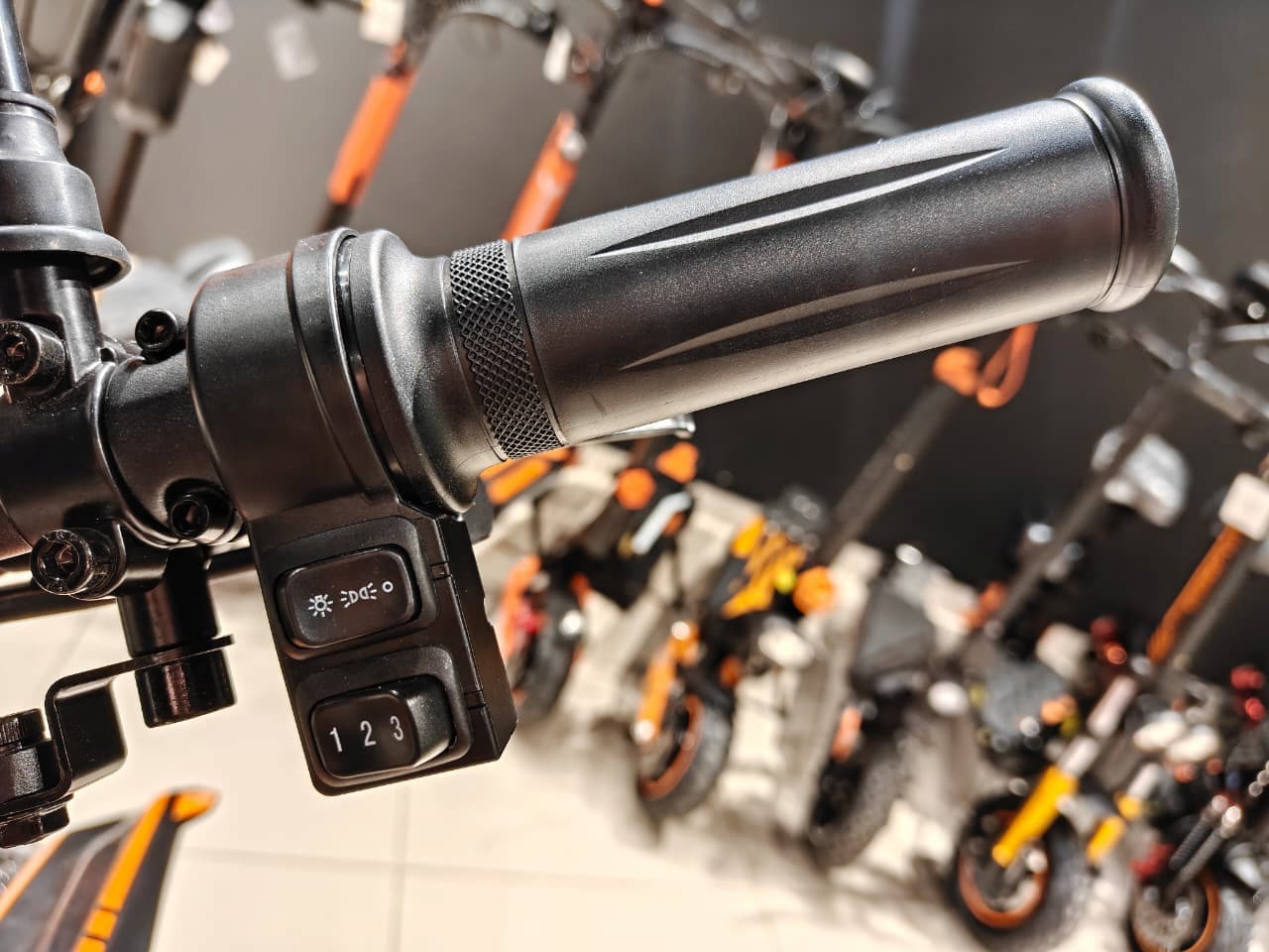 Обзор электропитбайка Kugoo Wish 04