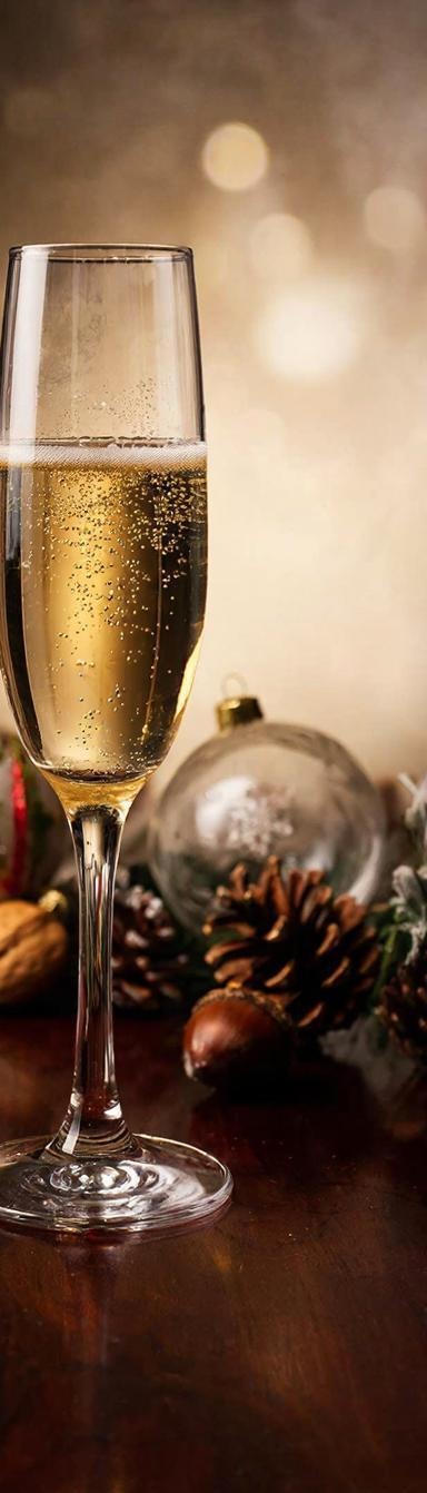 Правое фото