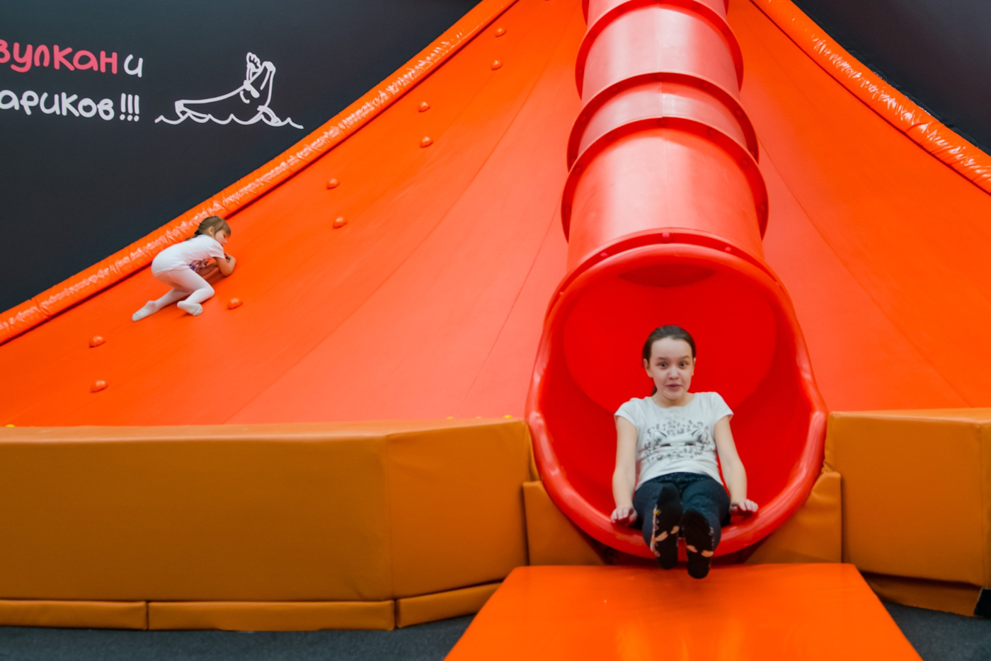 Писка фотосындағы екі әтеш