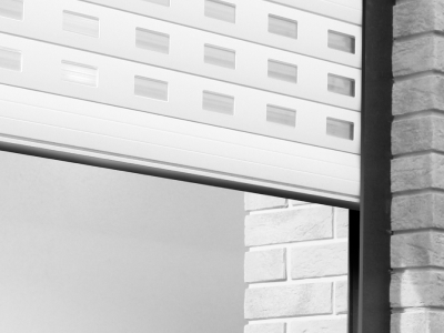 Боковая дверь 