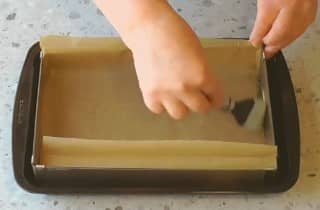 Приготовление творожной запеканки в духовке: шаг 7