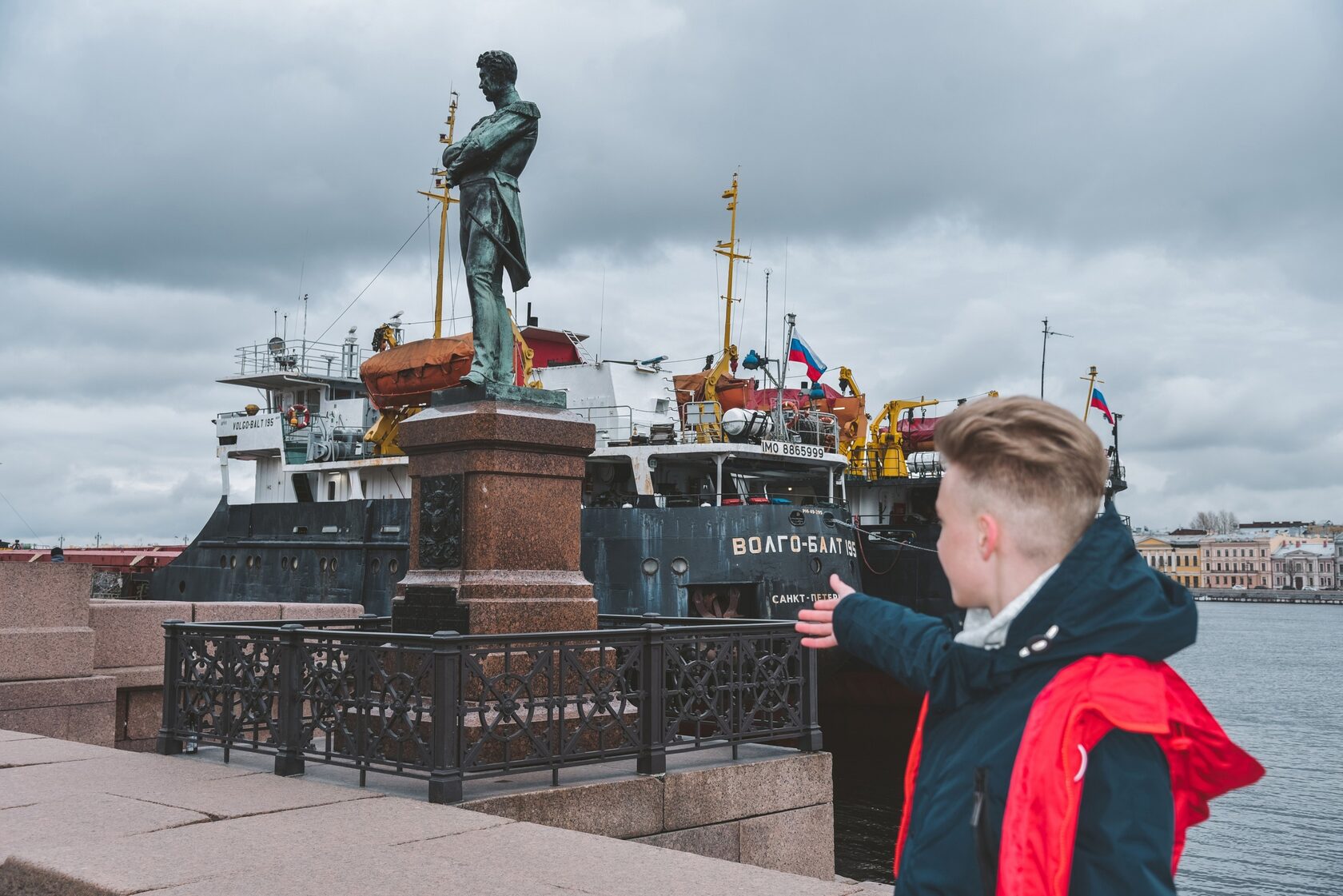 Спб открывать сайт. Санкт-Петербург гостеприимства. Туризм и гостеприимство в Санкт-Петербурге. Гостеприимные СПБ.