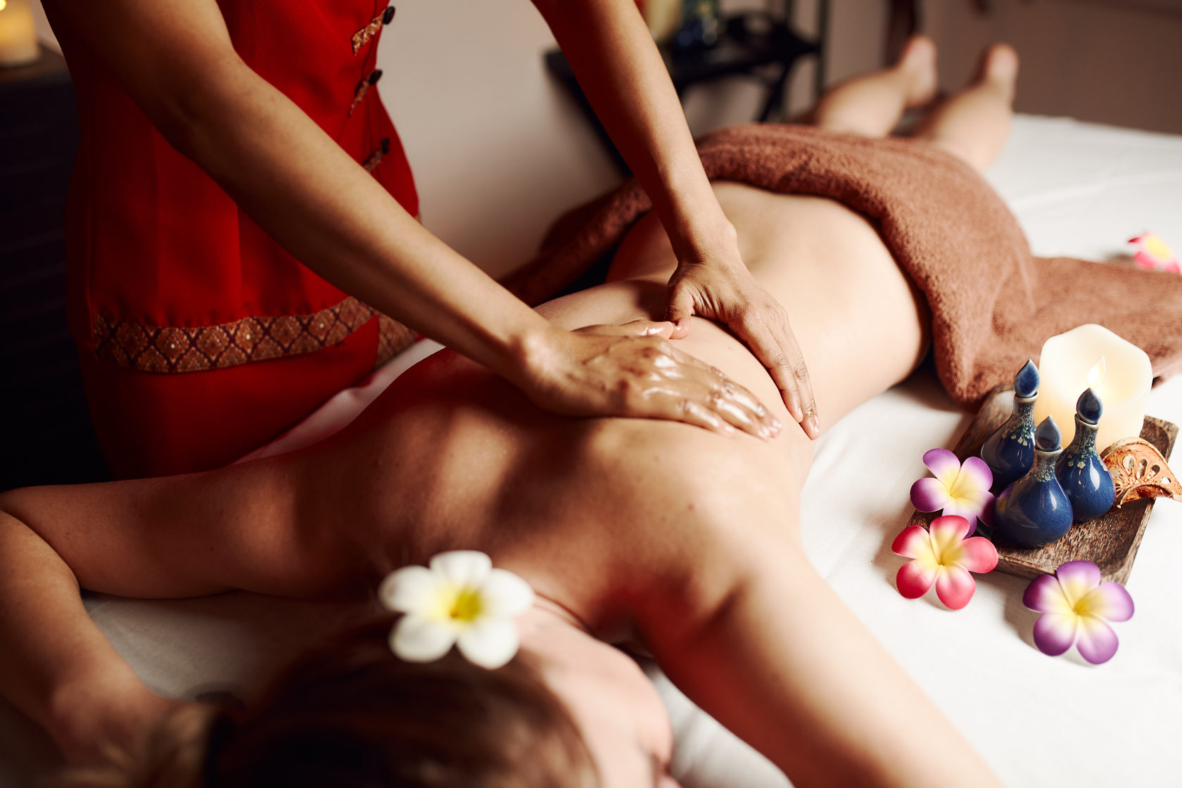 Разновидности тайского массажа: от классической до травяной терапии