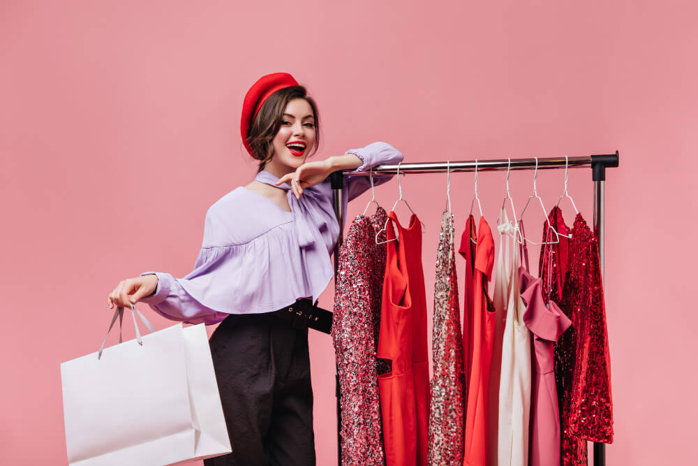 Glance - официальный сайт модного дома: магазин дизайнерской одежды и аксессуаров для женщин
