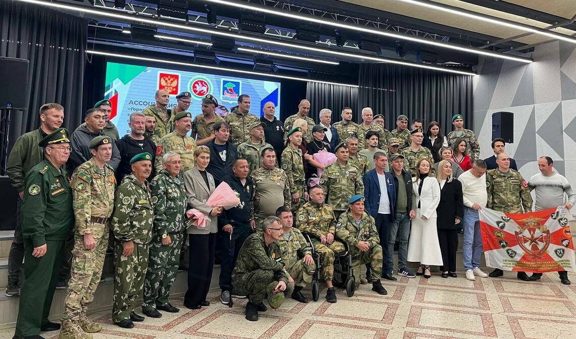 «Я личный состав вывел, а сам остался прикрывать»: истории бойцов СВО из Челнов