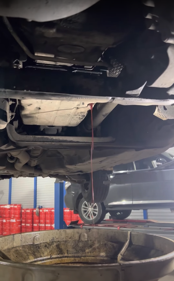 Выставление уровня масла в 7G-Tronic