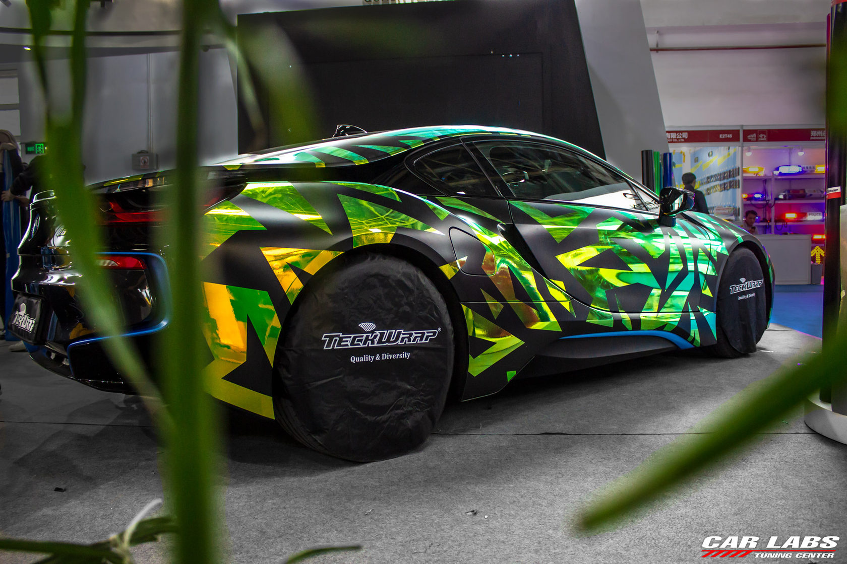 BMW i8 Matte Green Chrome