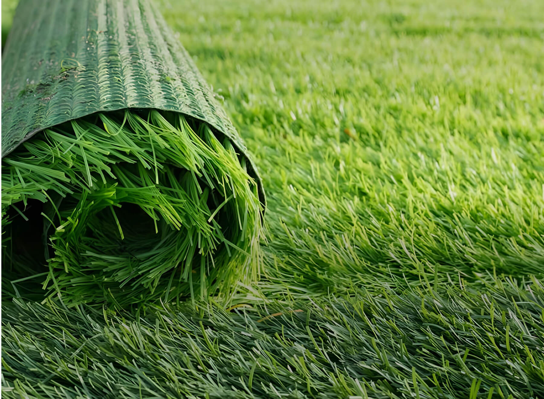 Газон. Синтетика покрытие футбольного поля. Газон Turf. Искусственная трава. Газон в рулонах.