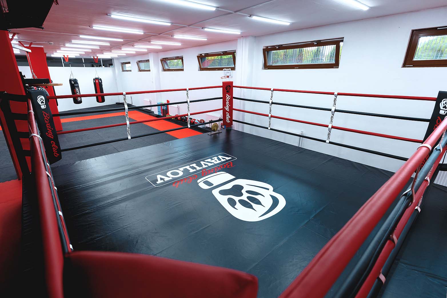 Boxing club