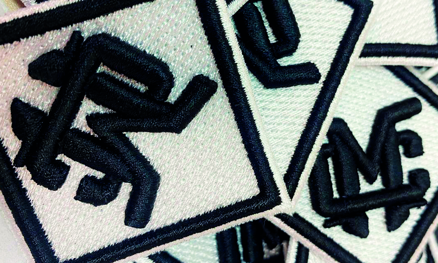 Шевроны, патчи с объемной вышивкой