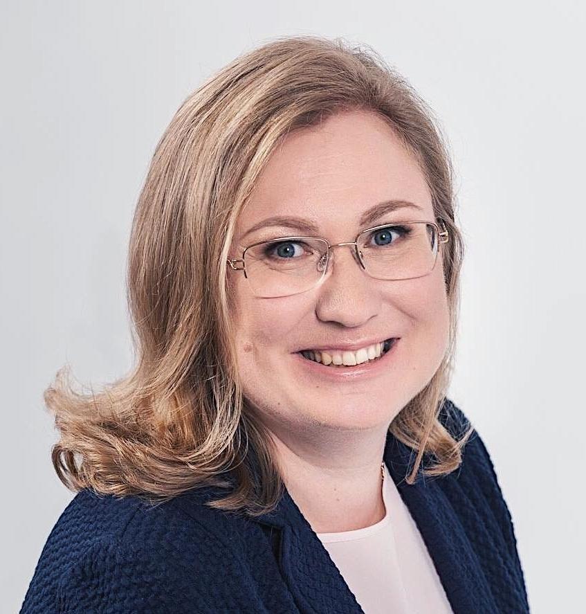 Алена Левина