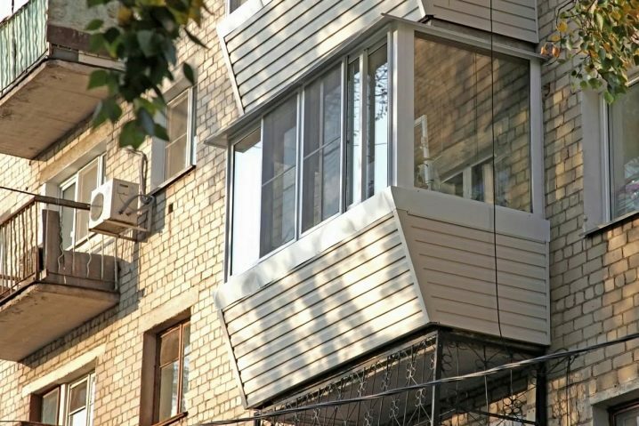 Балконы обшитые сайдингом снаружи фото