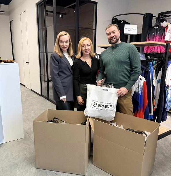 ermine-ehkipirovka-paralimpiady-lyzhi