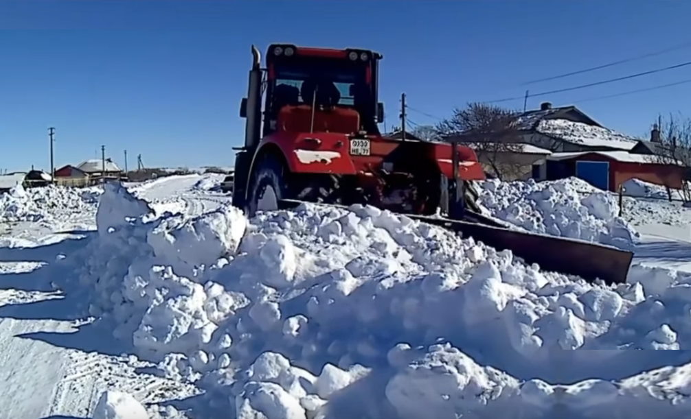 Заказать вывоз снега | Уборка снега спецтехникой