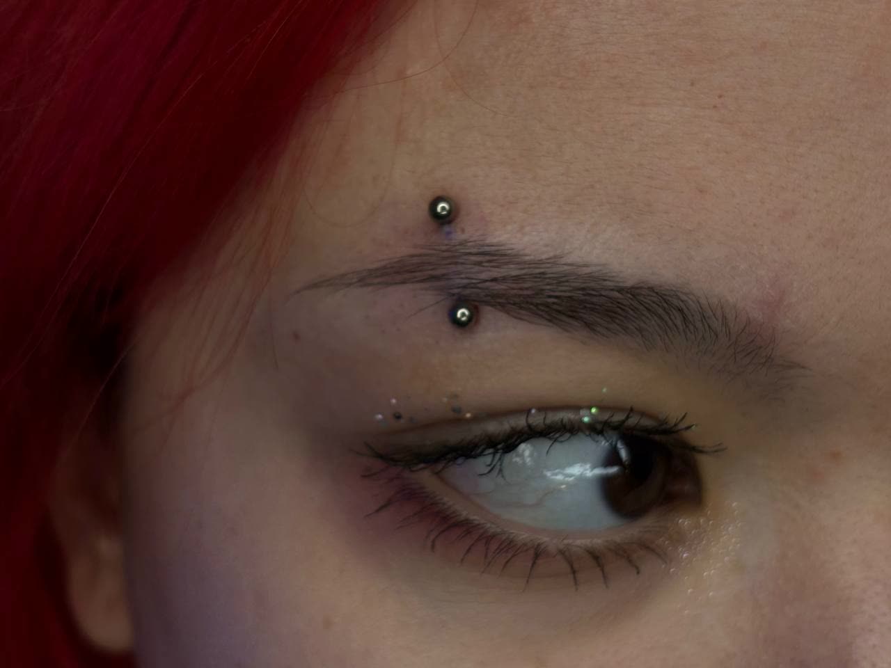 Пирсинг брови Eyebrow
