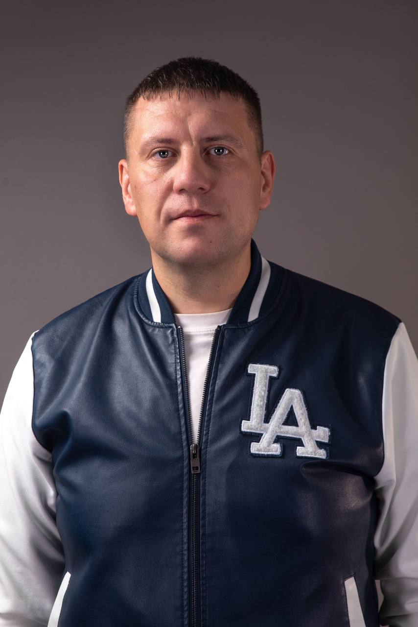 Михаил Поваляев — генеральный директор и сооснователь модельной школы INVmodels, руководит брендом с 2016 года