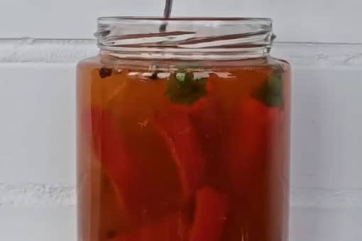 Приготовление перцовки на водке в домашних условиях: шаг 3