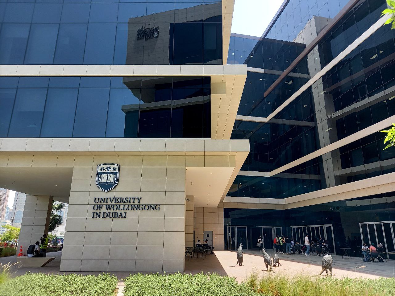 Wollongong University Dubai. Modul University в Дубае. Университеты Дубая для русских. Университеты в Дубае для русскоговорящих.