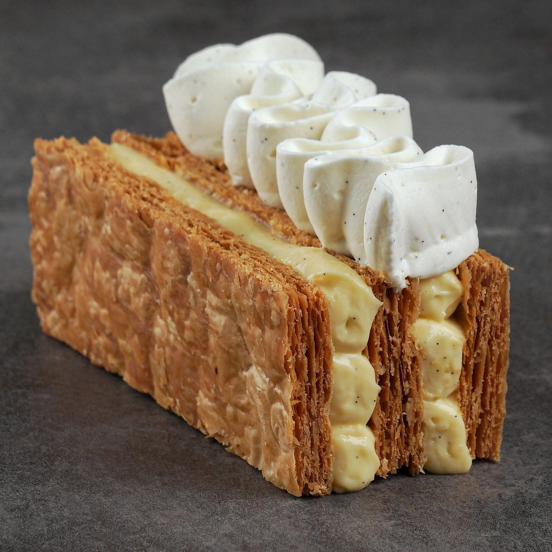 Millefeuille individual cake